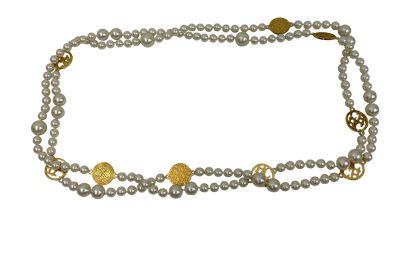 Carolina Herrera Collar, vista frontal